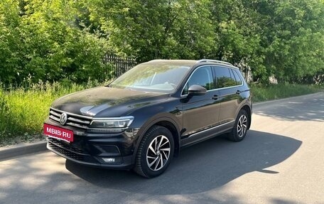 Volkswagen Tiguan II, 2018 год, 2 450 000 рублей, 5 фотография