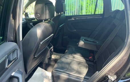 Volkswagen Tiguan II, 2018 год, 2 450 000 рублей, 15 фотография