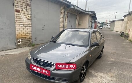 Hyundai Accent II, 2004 год, 385 000 рублей, 2 фотография