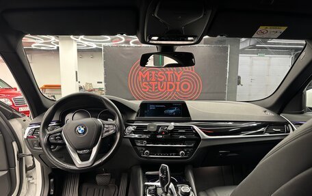 BMW 5 серия, 2019 год, 3 100 000 рублей, 8 фотография