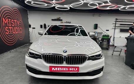 BMW 5 серия, 2019 год, 3 100 000 рублей, 4 фотография