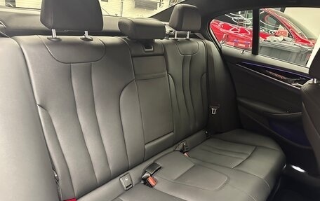 BMW 5 серия, 2019 год, 3 100 000 рублей, 11 фотография