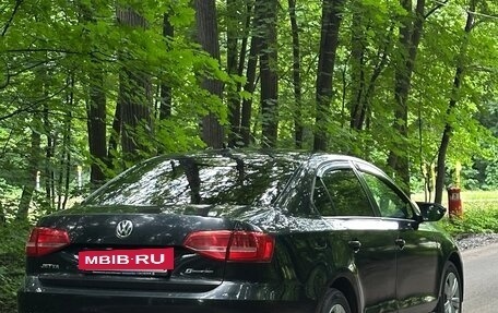 Volkswagen Jetta VI, 2015 год, 1 130 000 рублей, 4 фотография