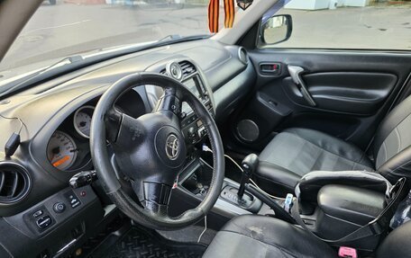 Toyota RAV4, 2004 год, 750 000 рублей, 6 фотография