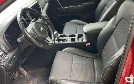 KIA Sportage IV рестайлинг, 2018 год, 2 525 252 рублей, 6 фотография