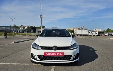 Volkswagen Golf VII, 2014 год, 1 600 000 рублей, 5 фотография
