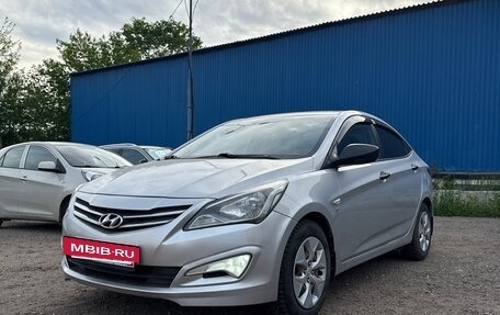 Hyundai Solaris II рестайлинг, 2014 год, 970 000 рублей, 2 фотография