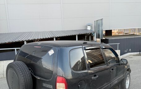 Chevrolet Niva I рестайлинг, 2006 год, 187 000 рублей, 8 фотография