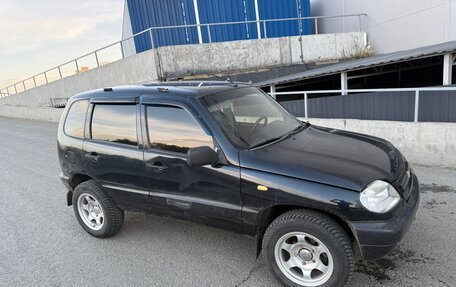 Chevrolet Niva I рестайлинг, 2006 год, 187 000 рублей, 5 фотография