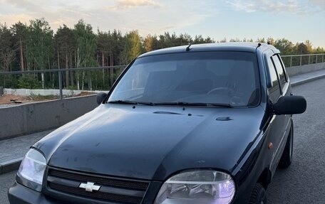 Chevrolet Niva I рестайлинг, 2006 год, 187 000 рублей, 2 фотография
