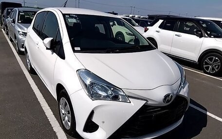 Toyota Vitz, 2019 год, 1 260 000 рублей, 3 фотография