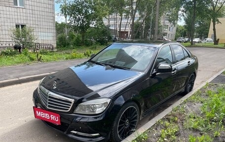 Mercedes-Benz C-Класс, 2008 год, 650 000 рублей, 4 фотография