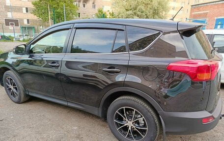 Toyota RAV4, 2015 год, 1 950 000 рублей, 7 фотография