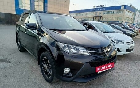 Toyota RAV4, 2015 год, 1 950 000 рублей, 11 фотография