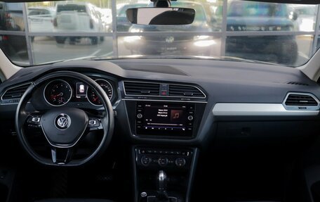 Volkswagen Tiguan II, 2017 год, 1 965 000 рублей, 16 фотография