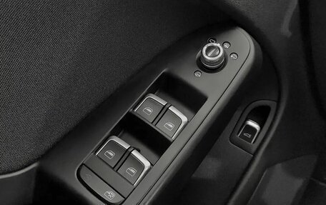 Audi A4, 2015 год, 1 700 000 рублей, 10 фотография