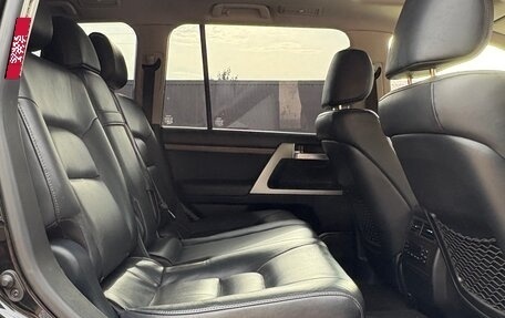 Toyota Land Cruiser 200, 2018 год, 6 700 000 рублей, 12 фотография