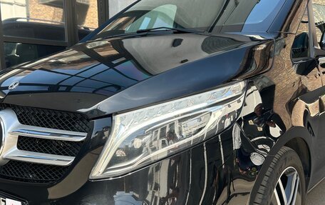 Mercedes-Benz V-Класс, 2020 год, 6 900 000 рублей, 3 фотография