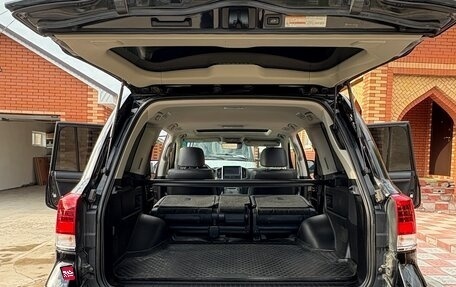Toyota Land Cruiser 200, 2018 год, 6 700 000 рублей, 25 фотография