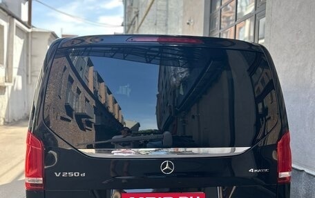 Mercedes-Benz V-Класс, 2020 год, 6 900 000 рублей, 7 фотография