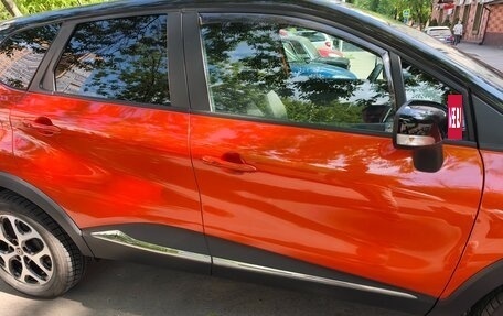 Renault Kaptur I рестайлинг, 2018 год, 1 500 000 рублей, 36 фотография