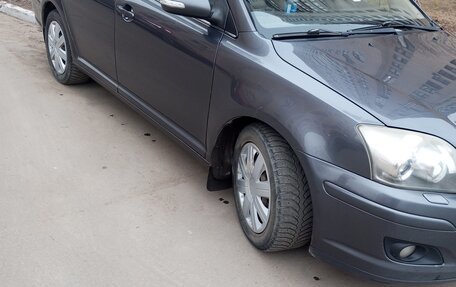 Toyota Avensis III рестайлинг, 2006 год, 875 000 рублей, 13 фотография