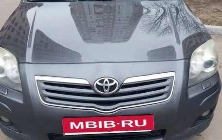 Toyota Avensis III рестайлинг, 2006 год, 875 000 рублей, 12 фотография
