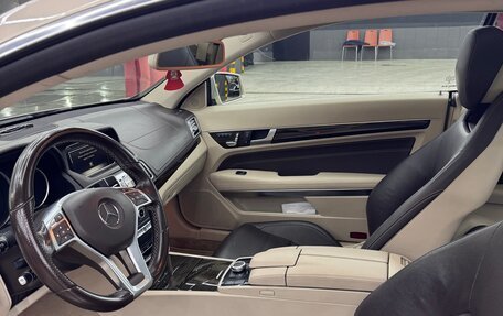 Mercedes-Benz E-Класс, 2015 год, 2 700 000 рублей, 3 фотография