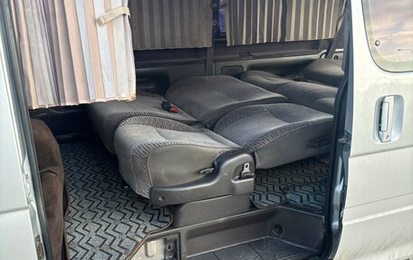 Toyota HiAce H100, 1994 год, 900 000 рублей, 10 фотография
