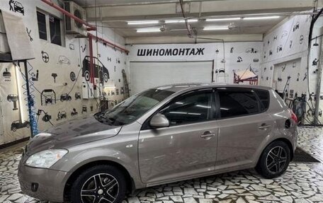 KIA cee'd I рестайлинг, 2009 год, 450 000 рублей, 2 фотография
