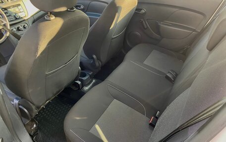 Renault Logan II, 2019 год, 1 190 000 рублей, 11 фотография