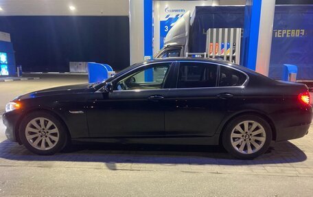 BMW 5 серия, 2010 год, 1 790 000 рублей, 3 фотография