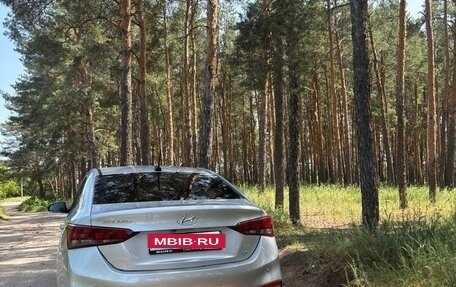 Hyundai Solaris II рестайлинг, 2017 год, 1 100 000 рублей, 15 фотография