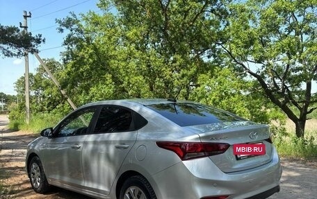 Hyundai Solaris II рестайлинг, 2017 год, 1 100 000 рублей, 22 фотография