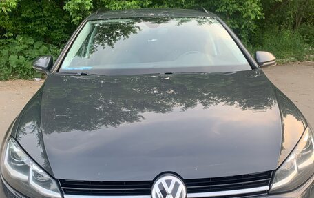 Volkswagen Golf VII, 2019 год, 1 825 000 рублей, 10 фотография