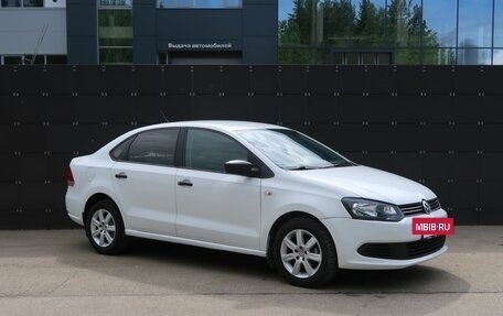 Volkswagen Polo VI (EU Market), 2014 год, 835 000 рублей, 3 фотография