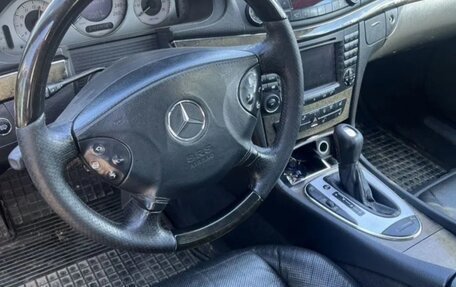 Mercedes-Benz E-Класс, 2004 год, 600 000 рублей, 5 фотография