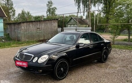 Mercedes-Benz E-Класс, 2004 год, 600 000 рублей, 2 фотография