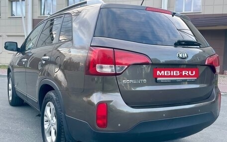 KIA Sorento II рестайлинг, 2015 год, 1 990 000 рублей, 24 фотография