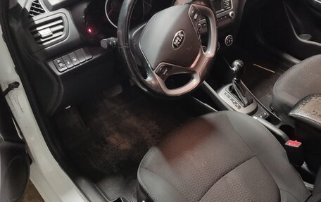 KIA Rio III рестайлинг, 2015 год, 1 300 000 рублей, 9 фотография