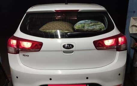 KIA Rio III рестайлинг, 2015 год, 1 300 000 рублей, 2 фотография