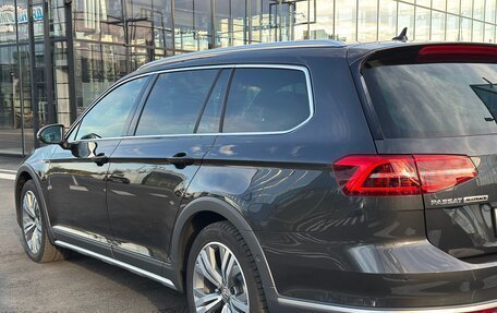 Volkswagen Passat B8 рестайлинг, 2018 год, 3 199 000 рублей, 4 фотография