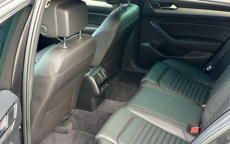 Volkswagen Passat B8 рестайлинг, 2018 год, 3 199 000 рублей, 21 фотография