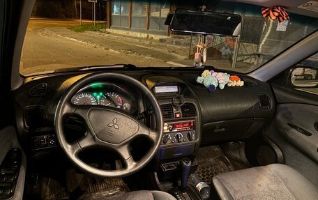 Mitsubishi Carisma I, 2002 год, 230 000 рублей, 3 фотография