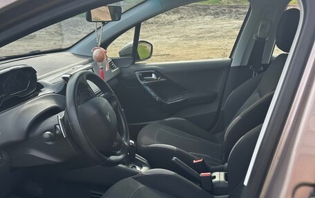 Peugeot 208 II, 2014 год, 645 000 рублей, 5 фотография