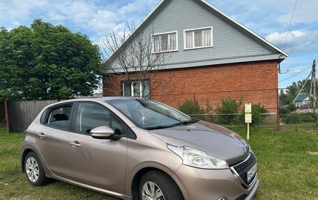 Peugeot 208 II, 2014 год, 645 000 рублей, 4 фотография
