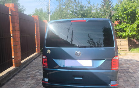 Volkswagen Multivan T6 рестайлинг, 2019 год, 3 750 000 рублей, 5 фотография