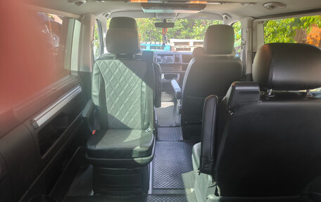 Volkswagen Multivan T6 рестайлинг, 2019 год, 3 750 000 рублей, 12 фотография
