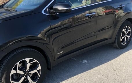 KIA Sportage IV рестайлинг, 2020 год, 2 000 000 рублей, 4 фотография