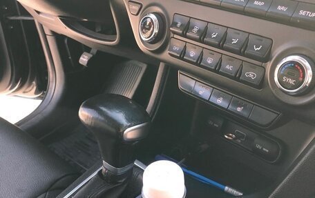 KIA Sportage IV рестайлинг, 2020 год, 2 000 000 рублей, 6 фотография